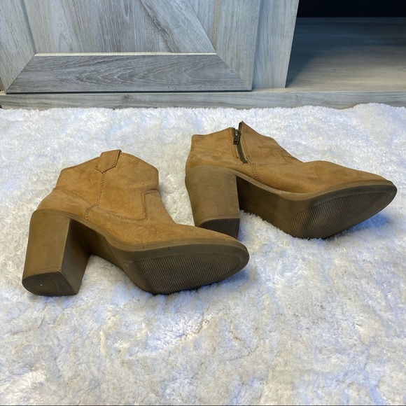 Divided H&M Suede Booties 7 - Picture 6 of 7
